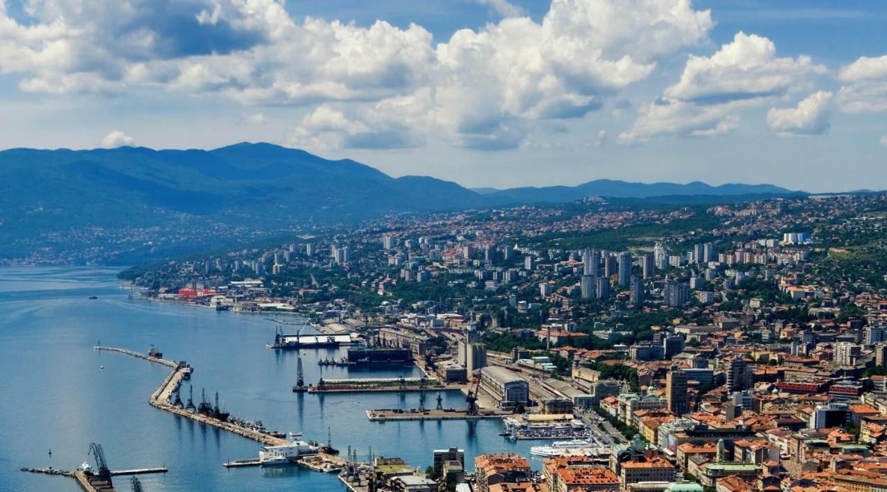 Apartment Pipo Rijeka Extérieur photo